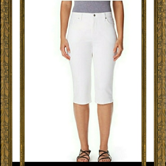 gloria vanderbilt slimming effect capris